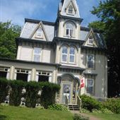Bluenose Lodge
