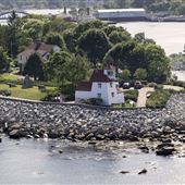 Fort Point Lighthouse and Park