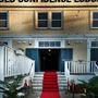 Old Confidence Lodge